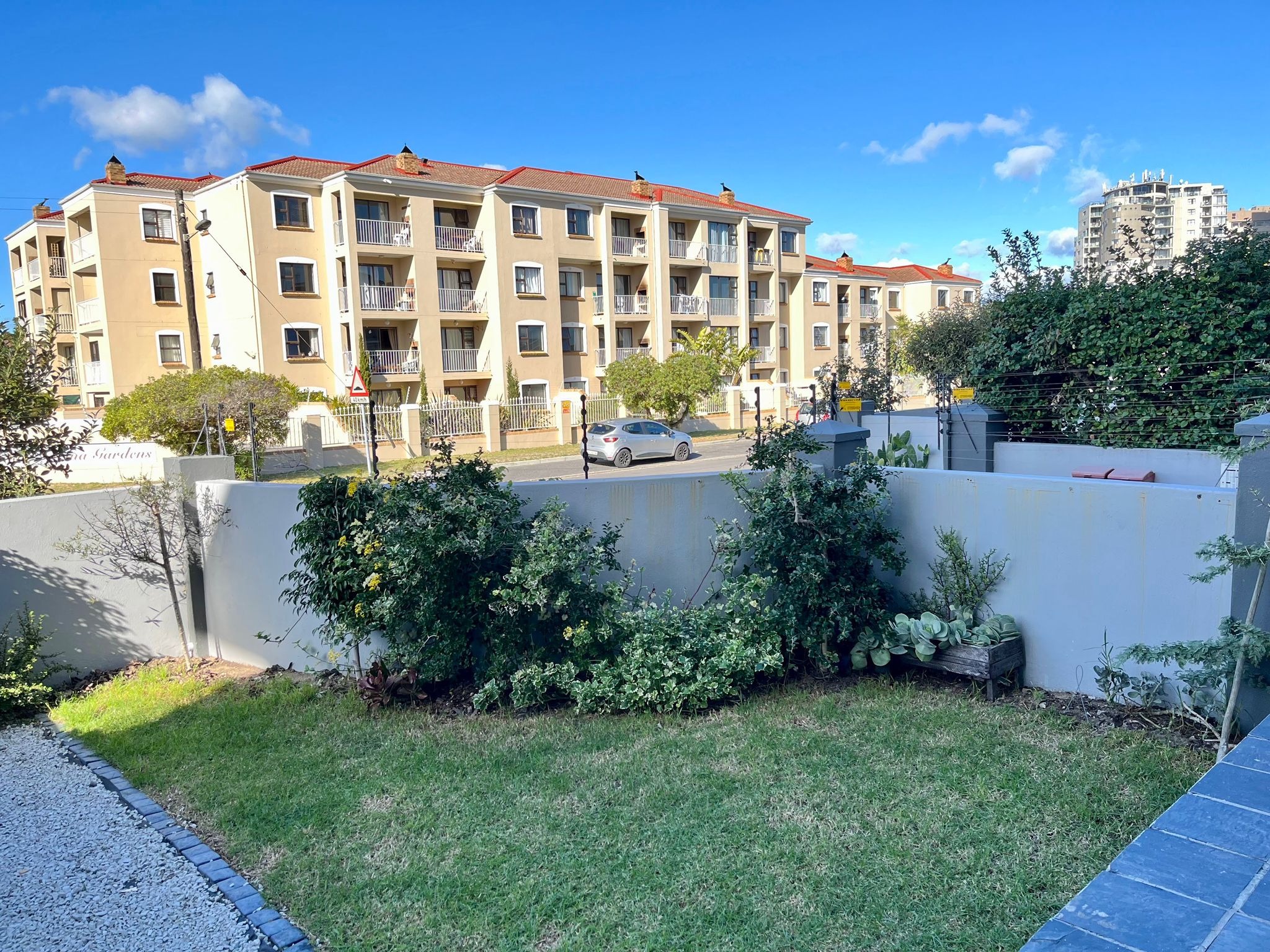 To Let 2 Bedroom Property for Rent in Table View Western Cape